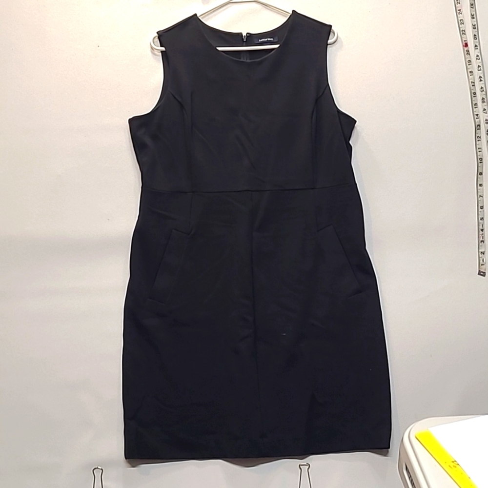 Lands end sleeveless Black dress size 16p